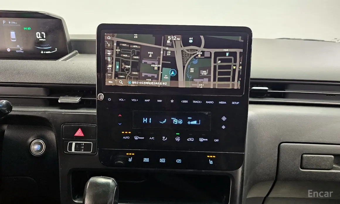 Фото 14 - Hyundai Staria