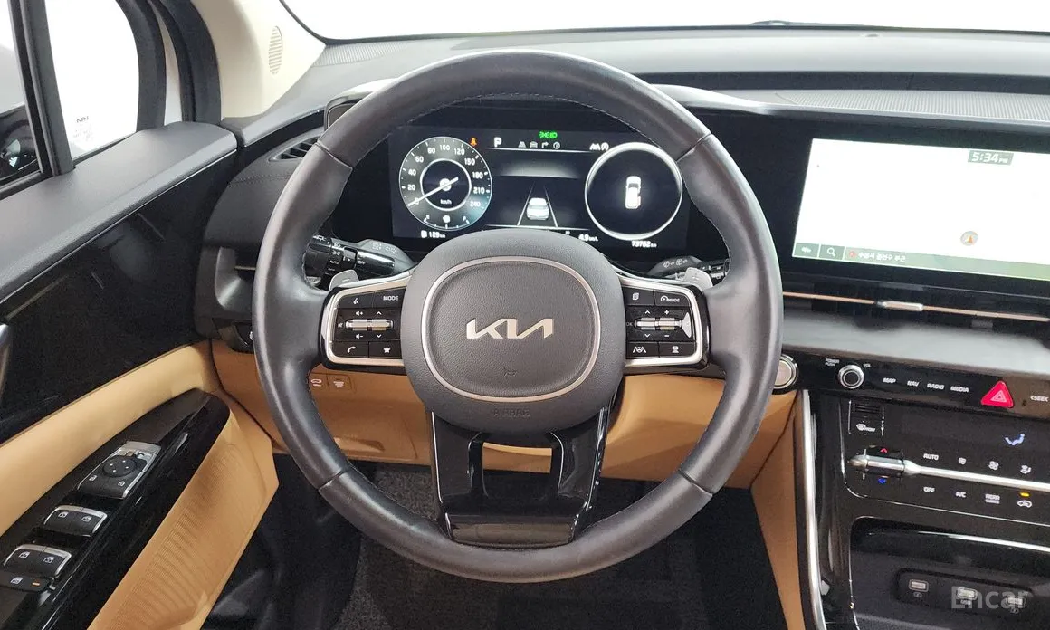 Фото 13 - Kia Carnival