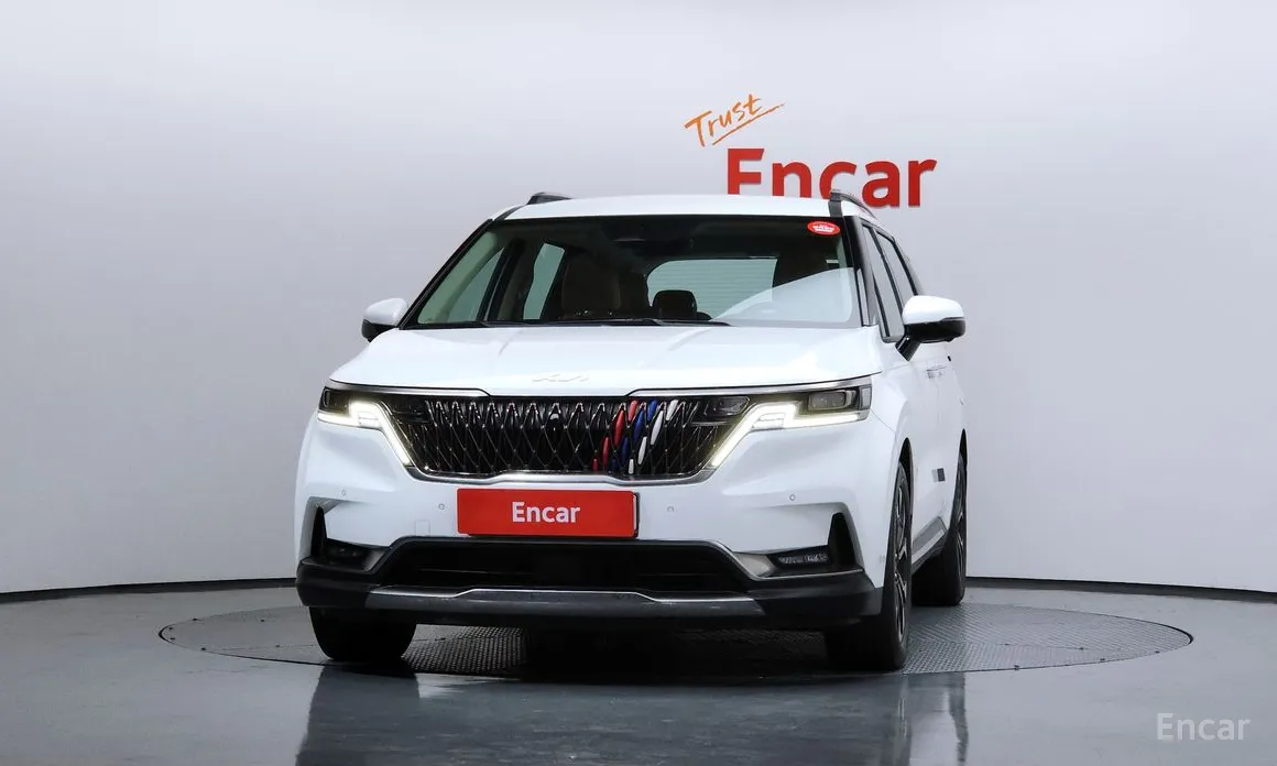 Фото 3 - Kia Carnival