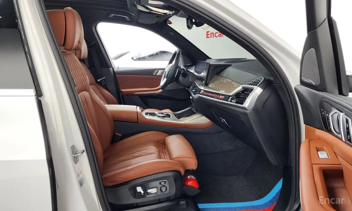 Фото 11 - BMW X7