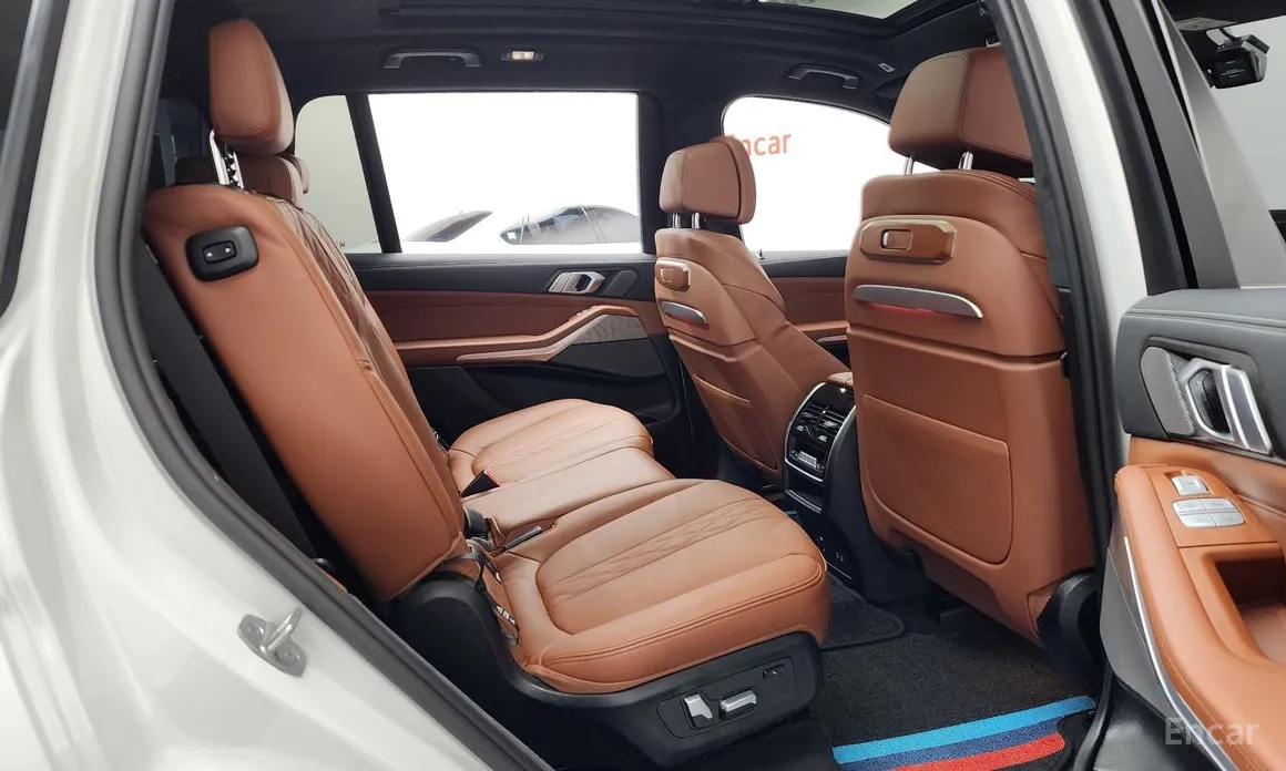 Фото 12 - BMW X7