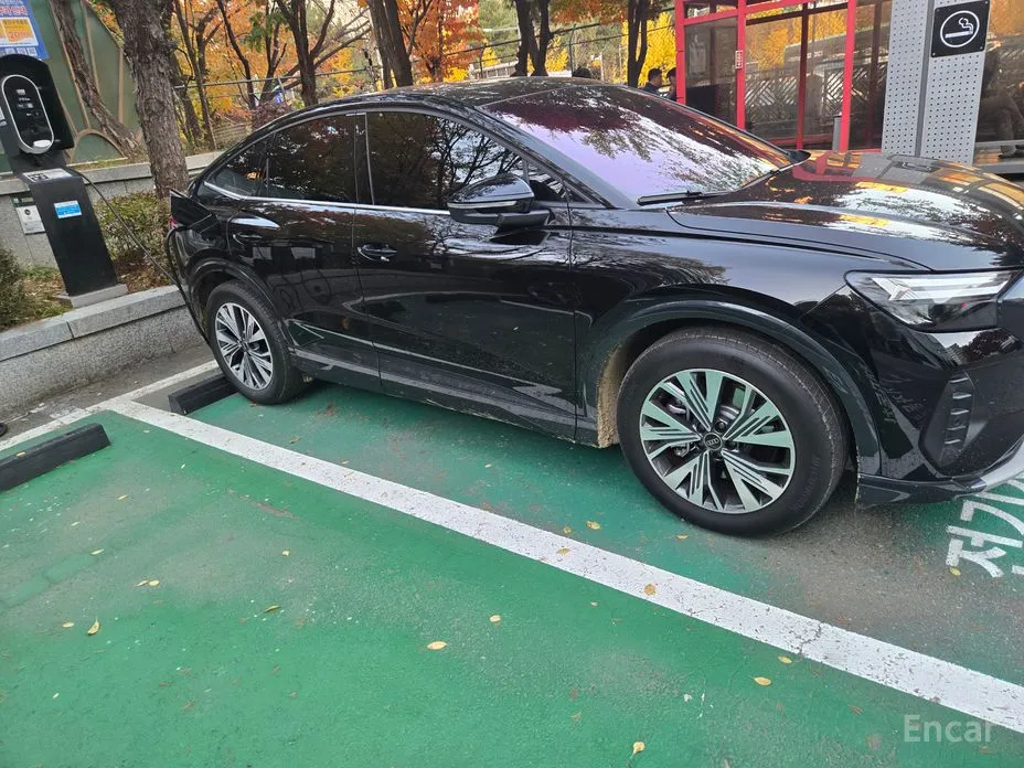 Фото 5 - Audi Q4 e-tron