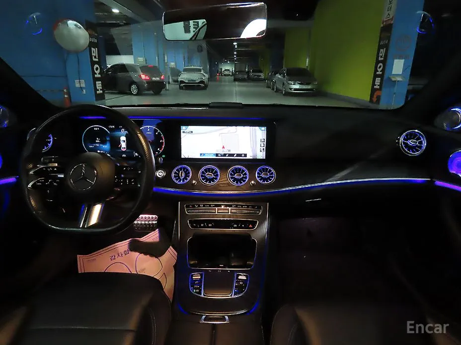 Фото 6 - Mercedes-Benz E-Class