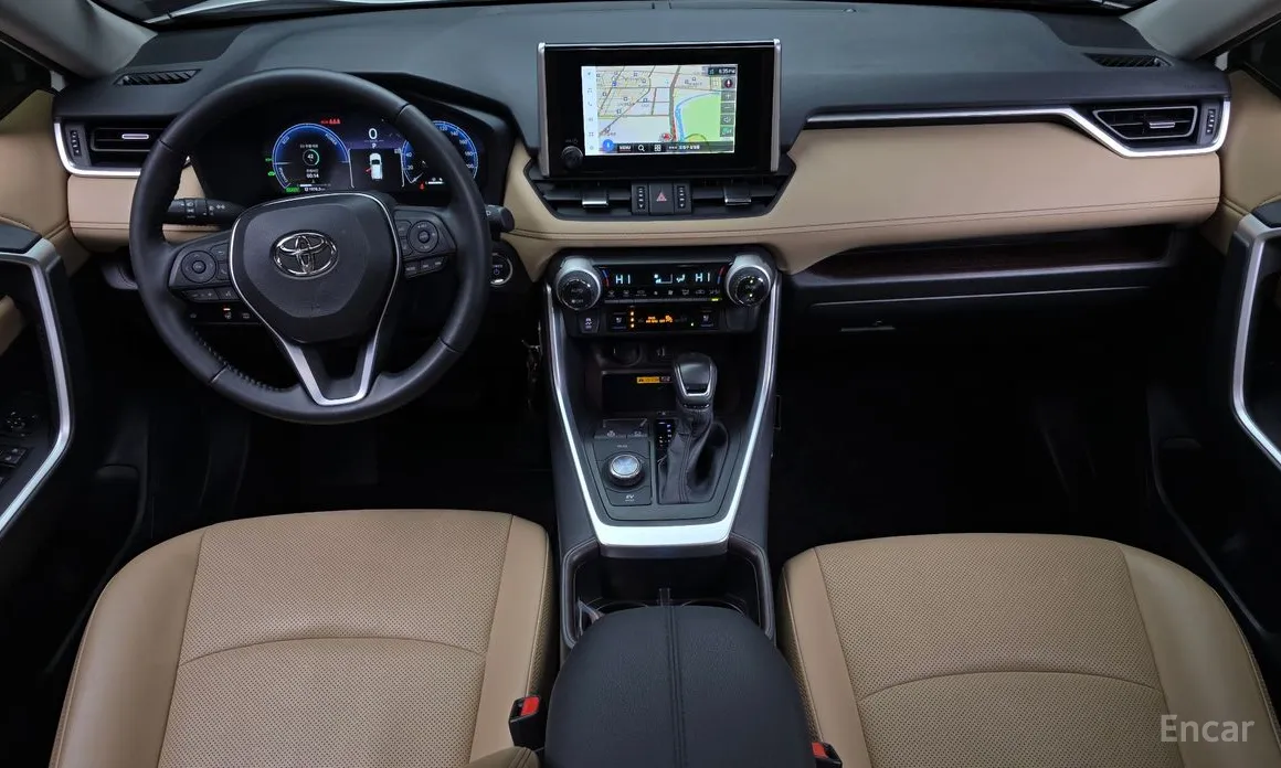 Фото 7 - Toyota RAV4