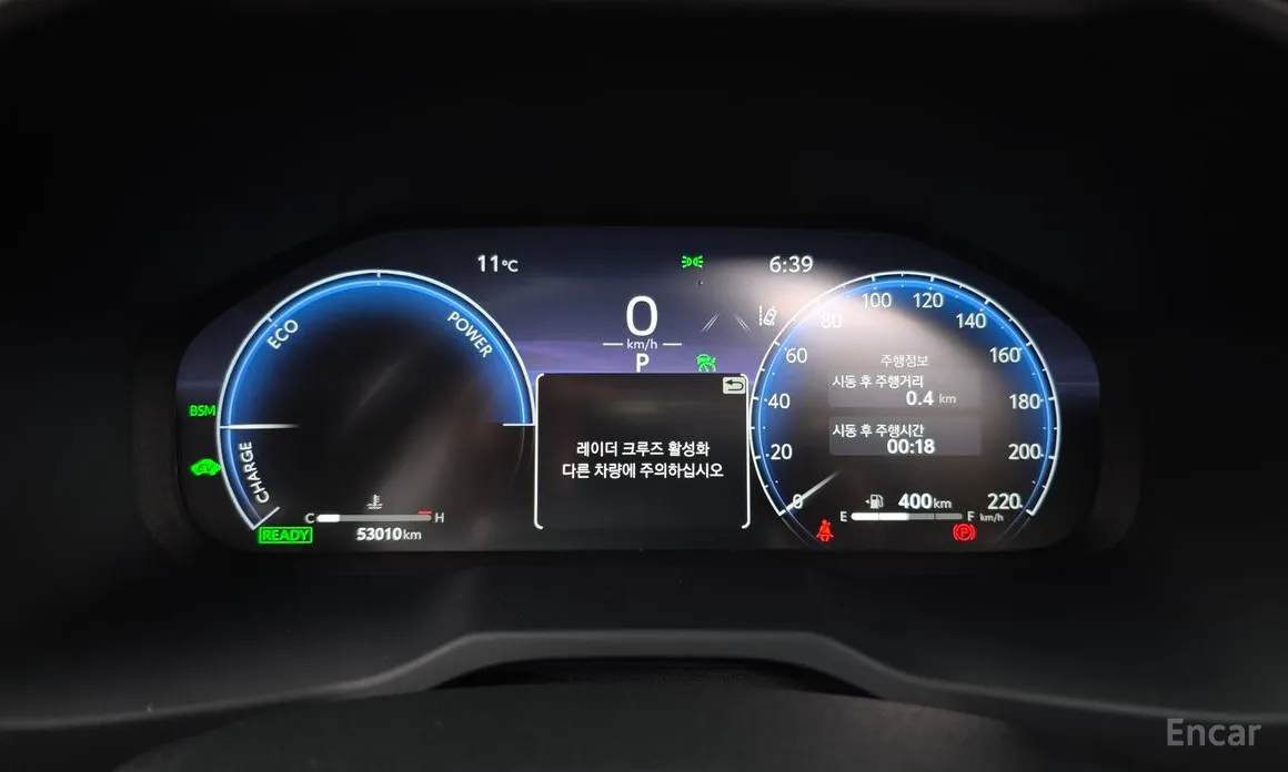 Фото 8 - Toyota RAV4