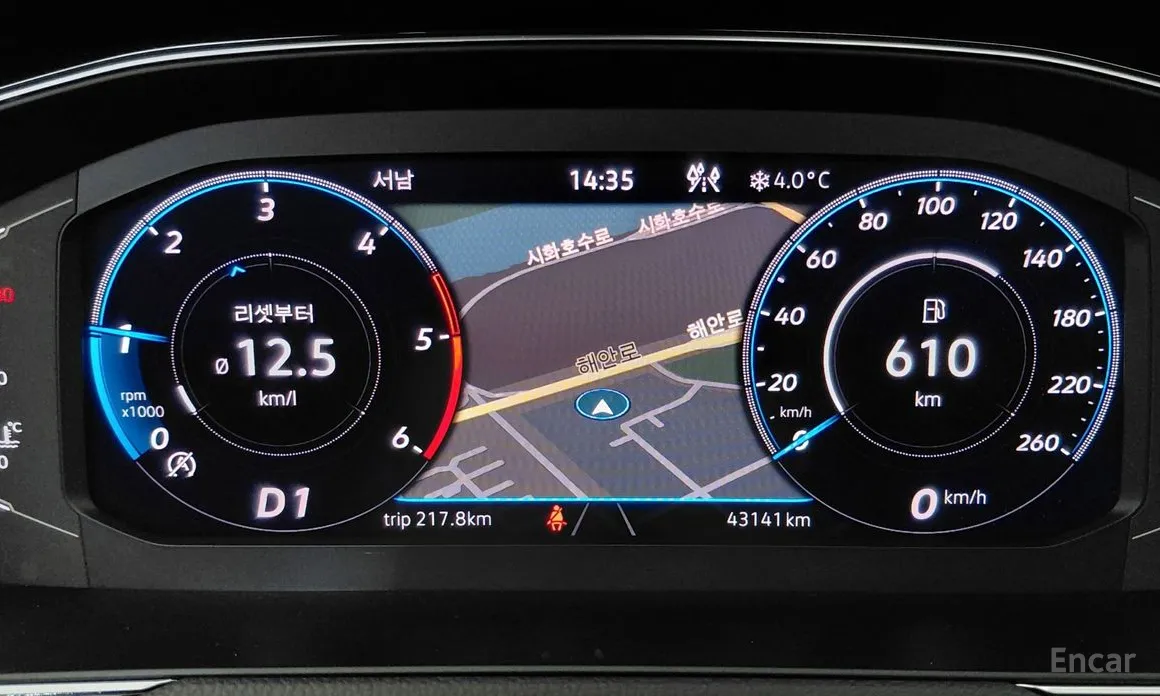 Фото 13 - Volkswagen Passat