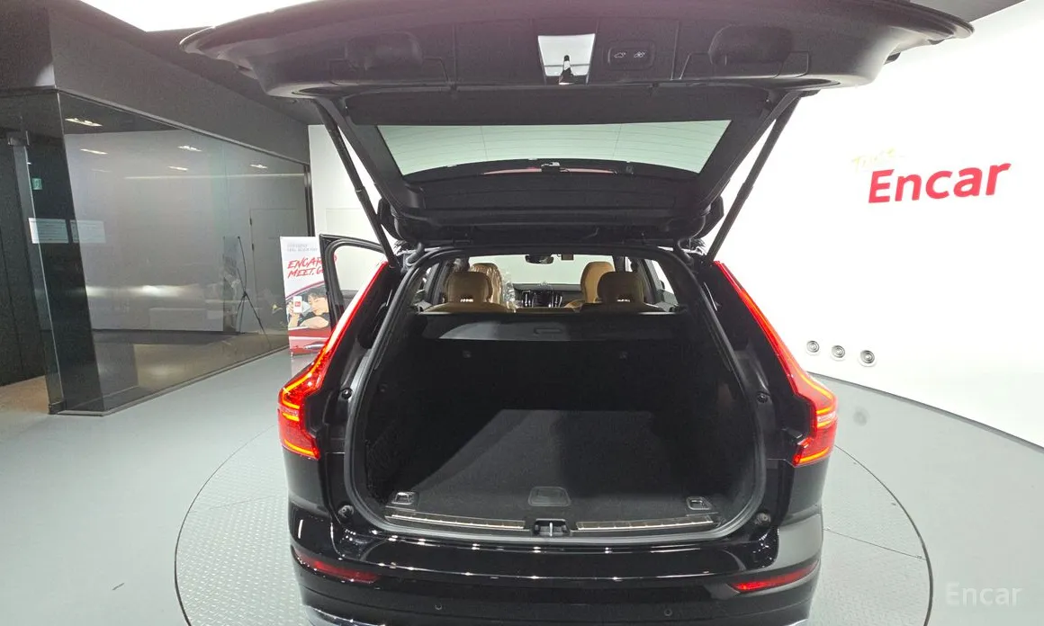 Фото 20 - Volvo XC60
