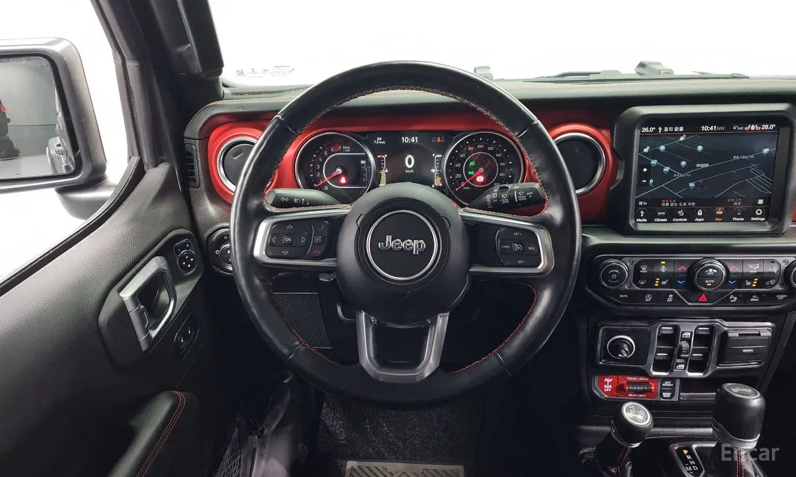 Фото 13 - Jeep Wrangler