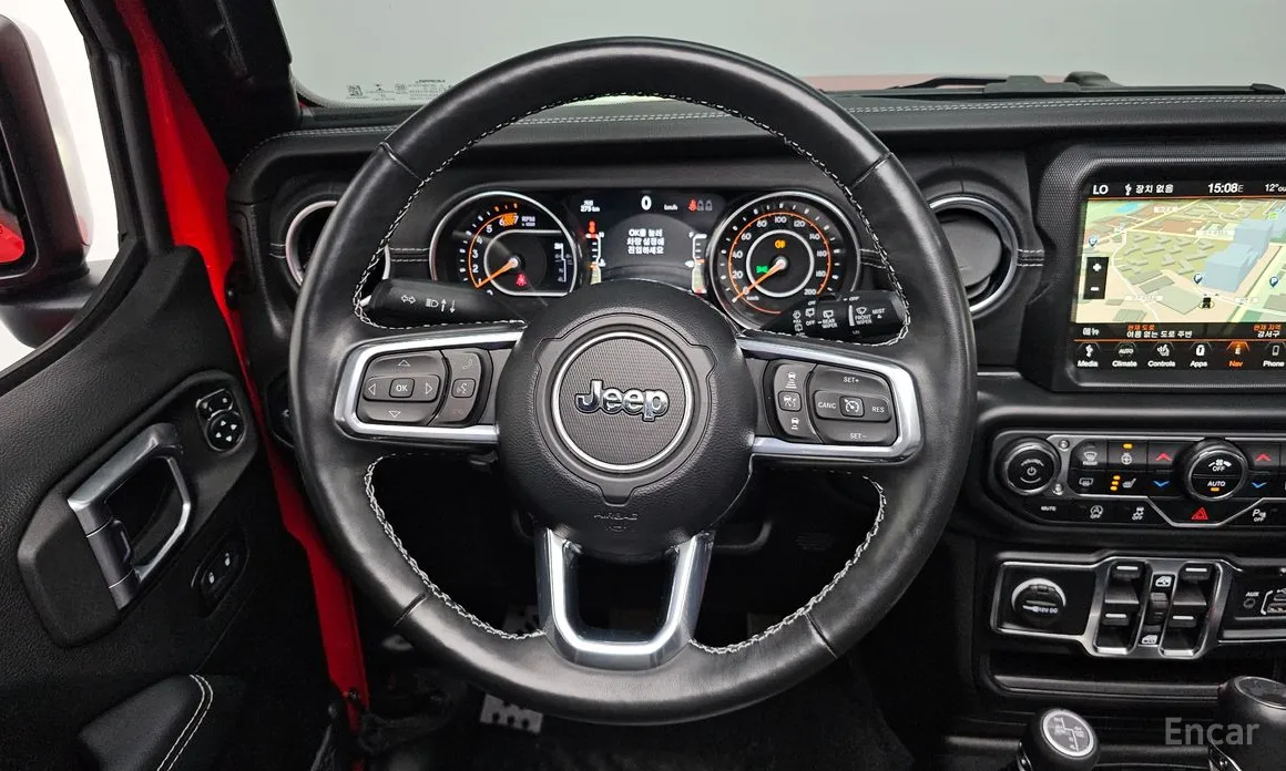 Фото 13 - Jeep Wrangler