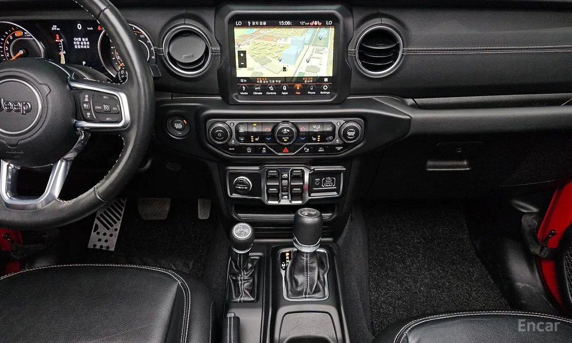 Фото 14 - Jeep Wrangler