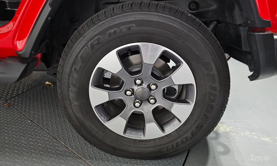 Фото 5 - Jeep Wrangler