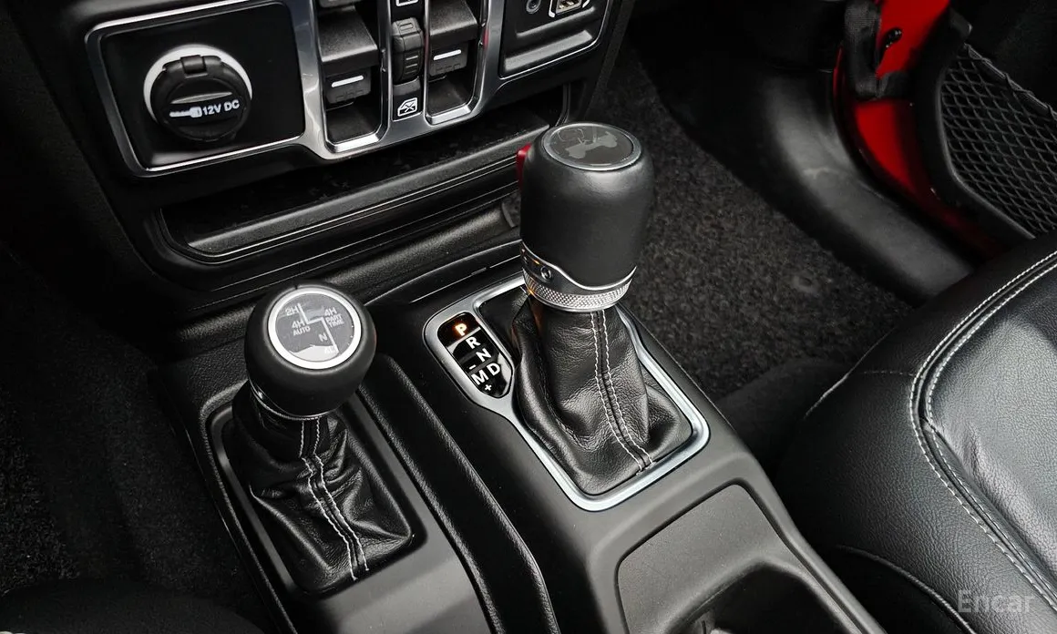 Фото 9 - Jeep Wrangler