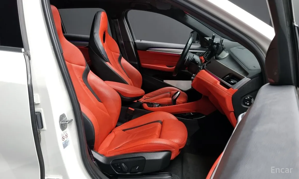 Фото 11 - BMW X2 (F39)