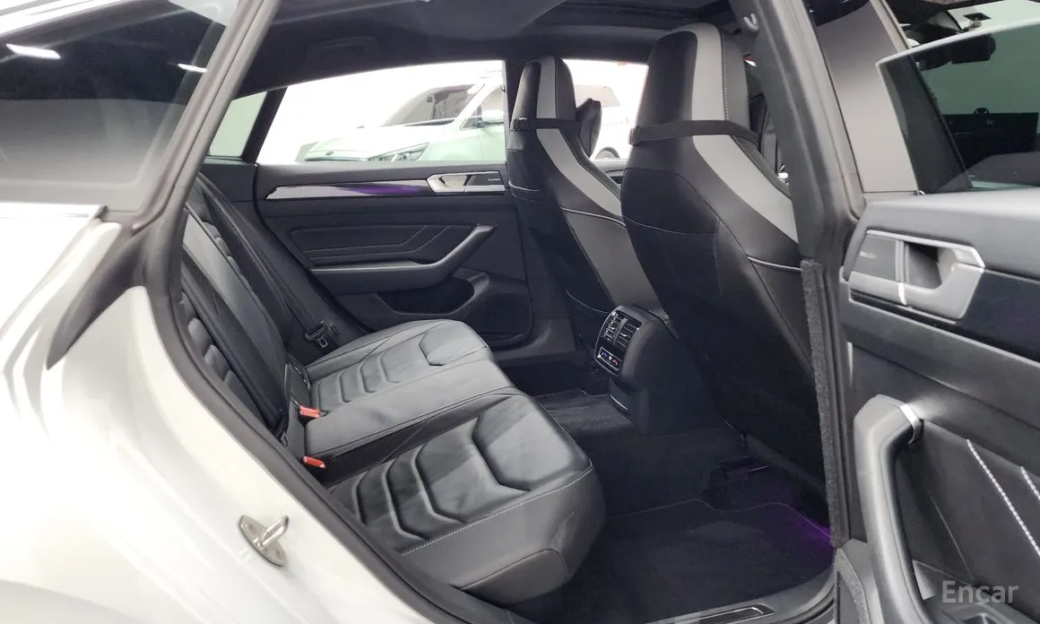 Photo 12 - Volkswagen Arteon