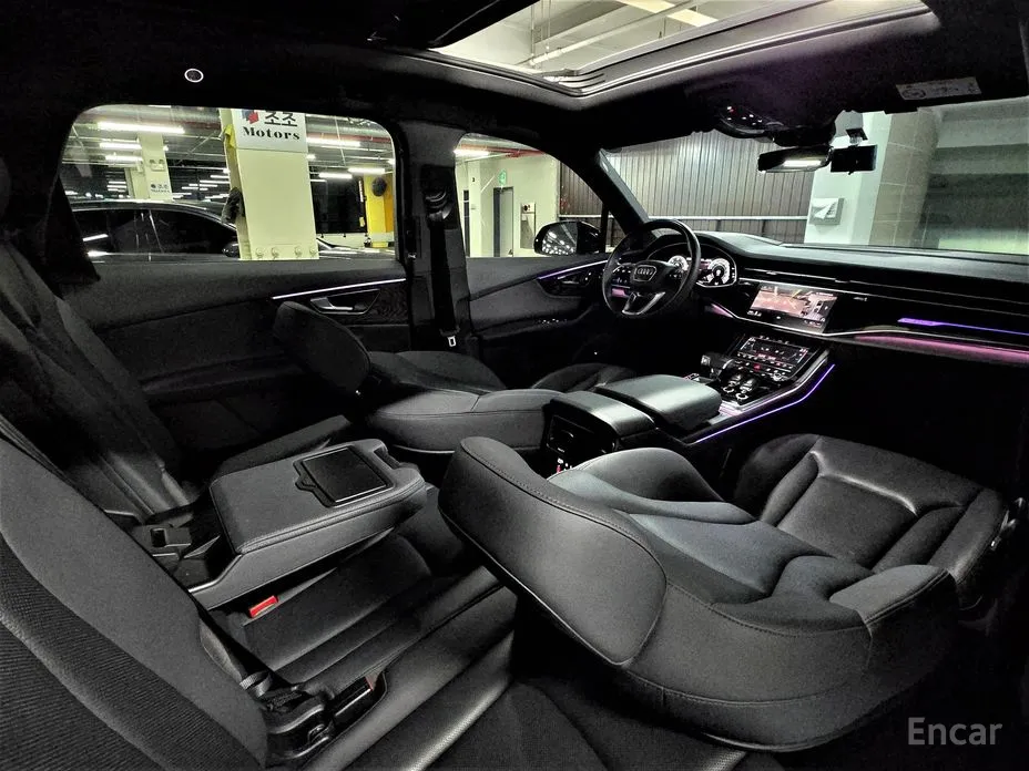 Фото 10 - Audi Q7