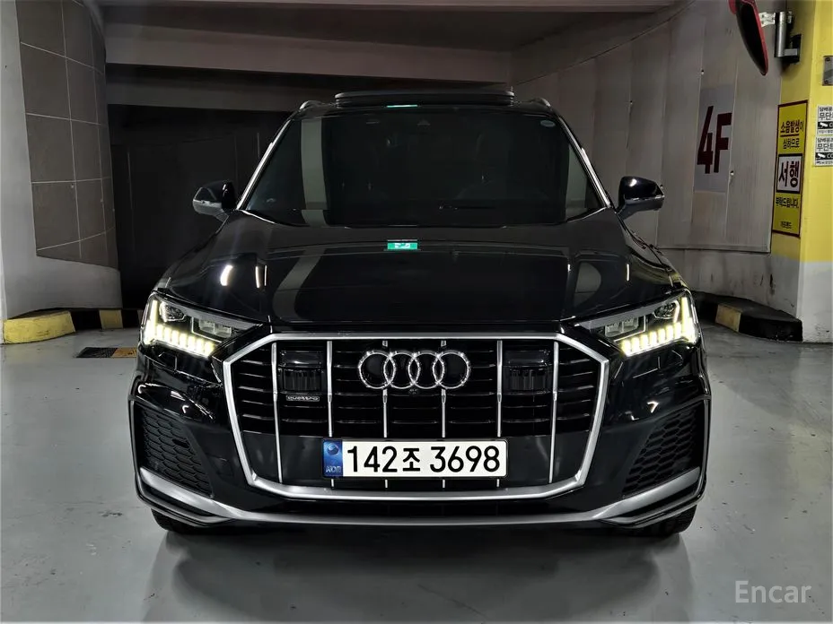 Фото 3 - Audi Q7