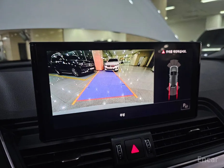 Фото 10 - Audi Q5