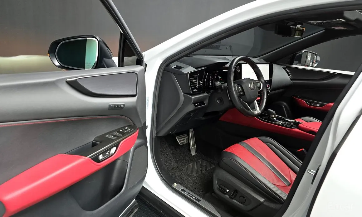 Фото 11 - Lexus NX