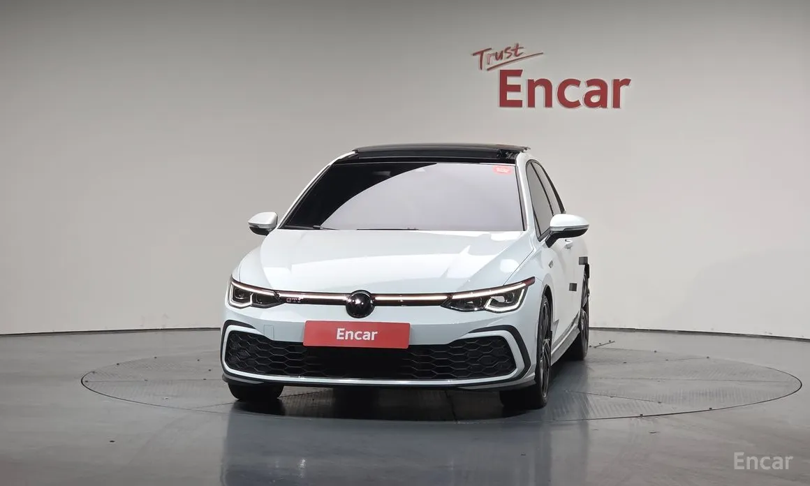 Фото 3 - Volkswagen Golf