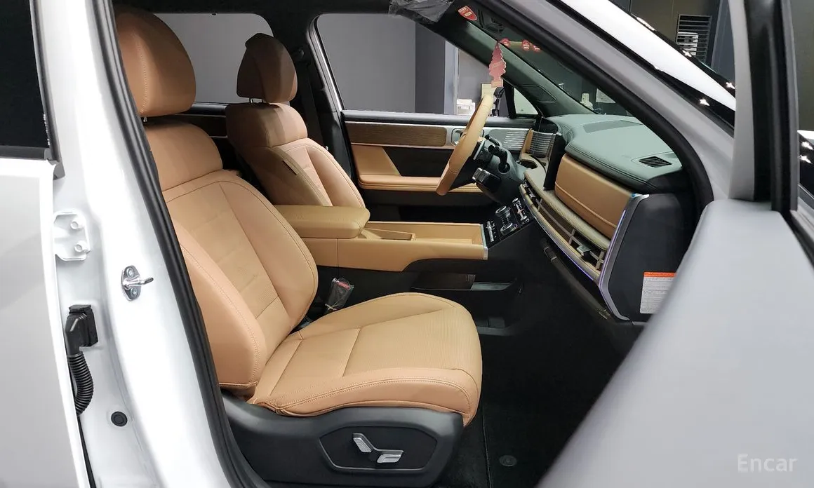 Фото 11 - Hyundai Santa Fe