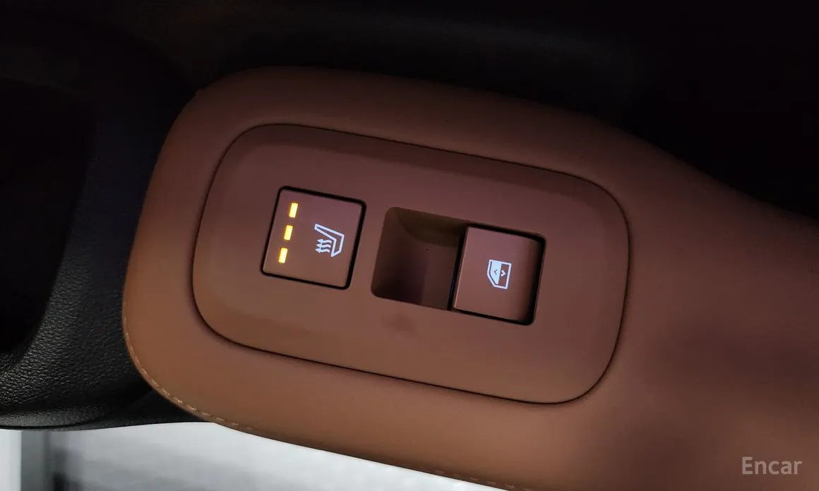 Фото 18 - Hyundai Santa Fe