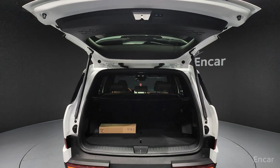 Фото 20 - Hyundai Santa Fe