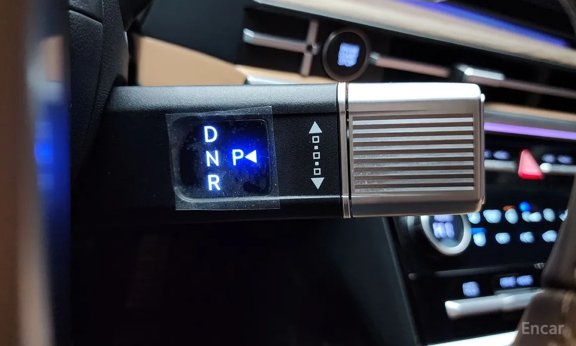 Фото 9 - Hyundai Santa Fe