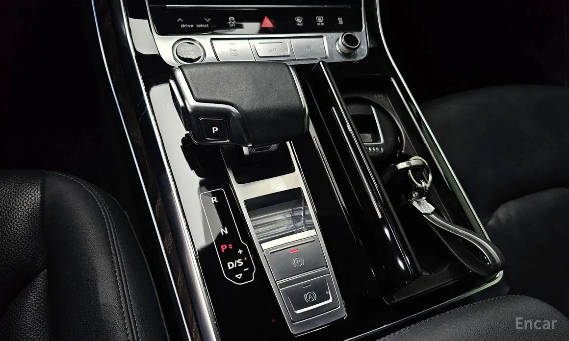 Фото 9 - Audi Q7