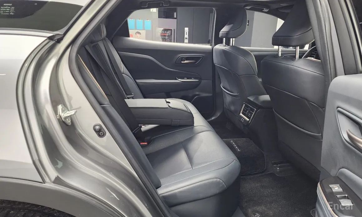 Фото 12 - Toyota Crown