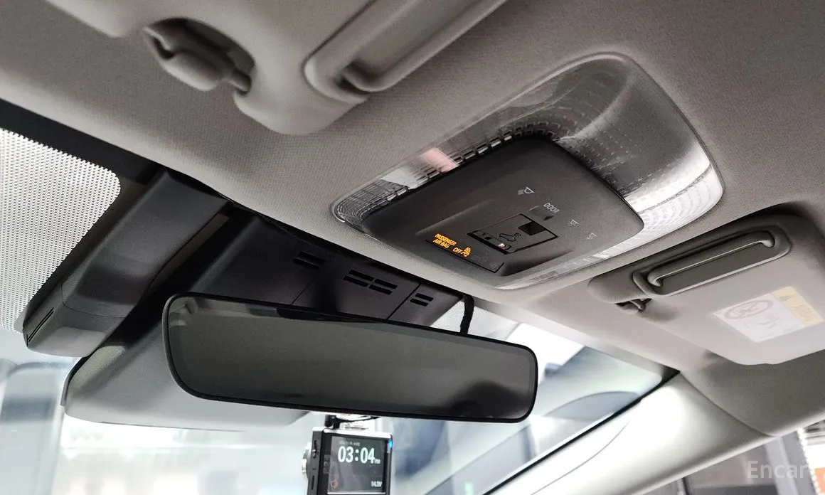 Фото 17 - Toyota Prius