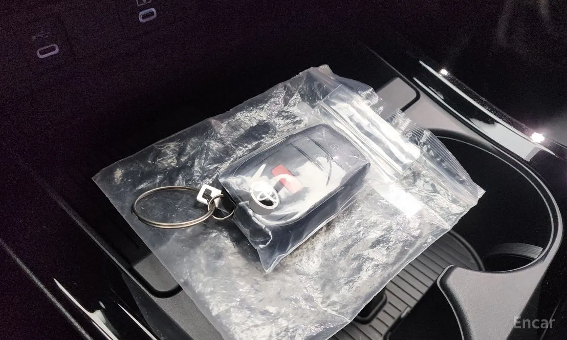 Фото 19 - Toyota Prius