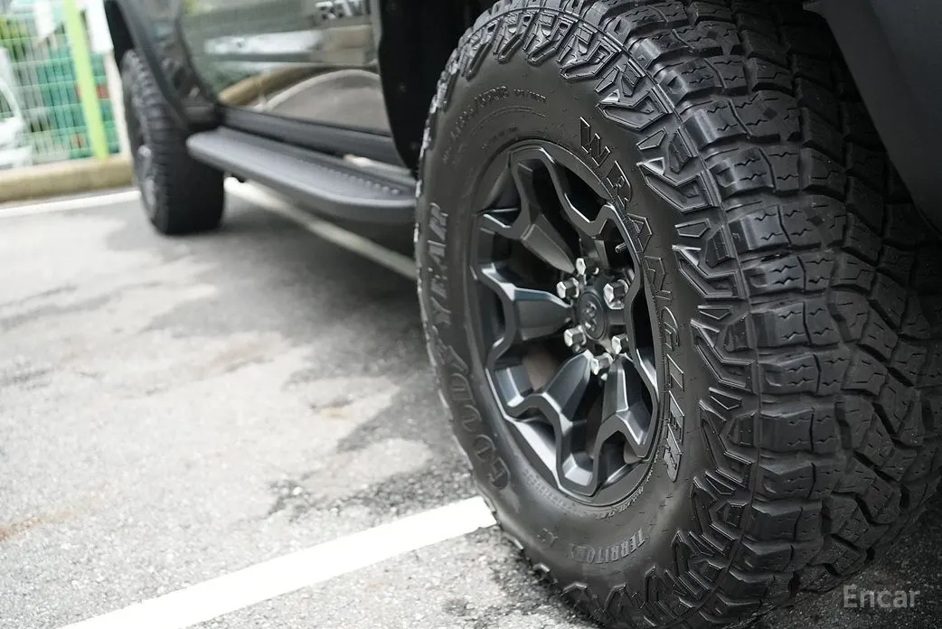 Фото 18 - Dodge Ram Pickup