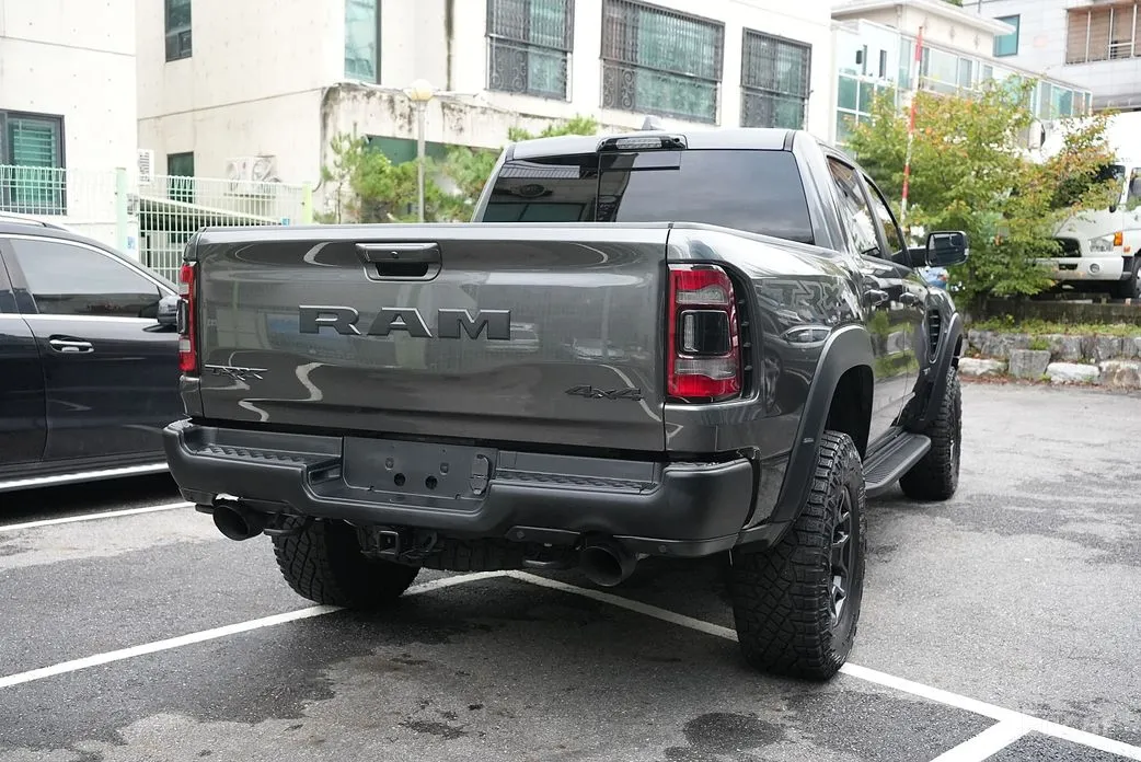 Фото 2 - Dodge Ram Pickup