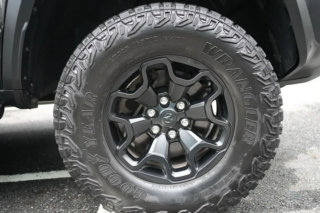 Фото 5 - Dodge Ram Pickup