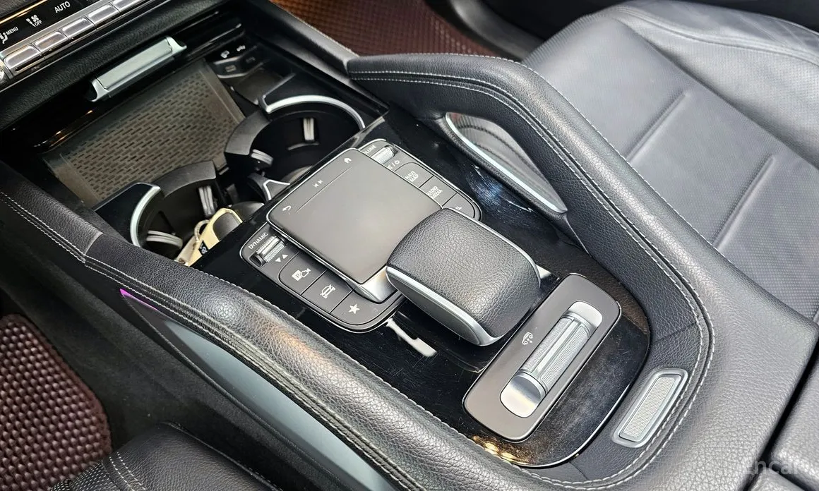 Фото 16 - Mercedes-Benz GLE-Class