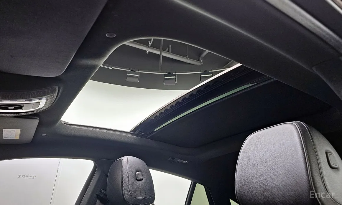 Фото 18 - Mercedes-Benz GLE-Class