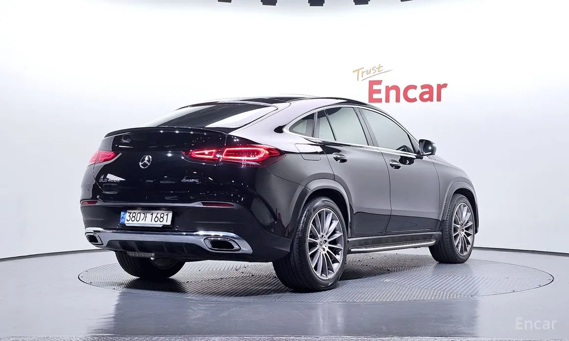 Фото 2 - Mercedes-Benz GLE-Class