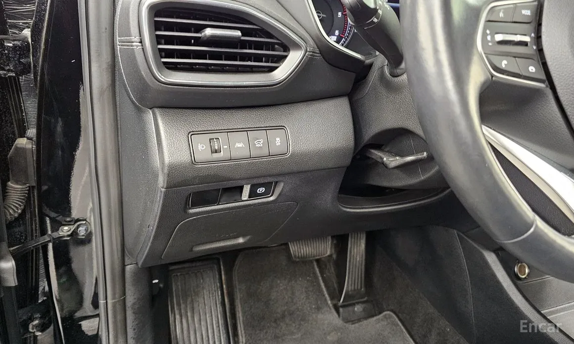 Фото 16 - Hyundai Santa Fe