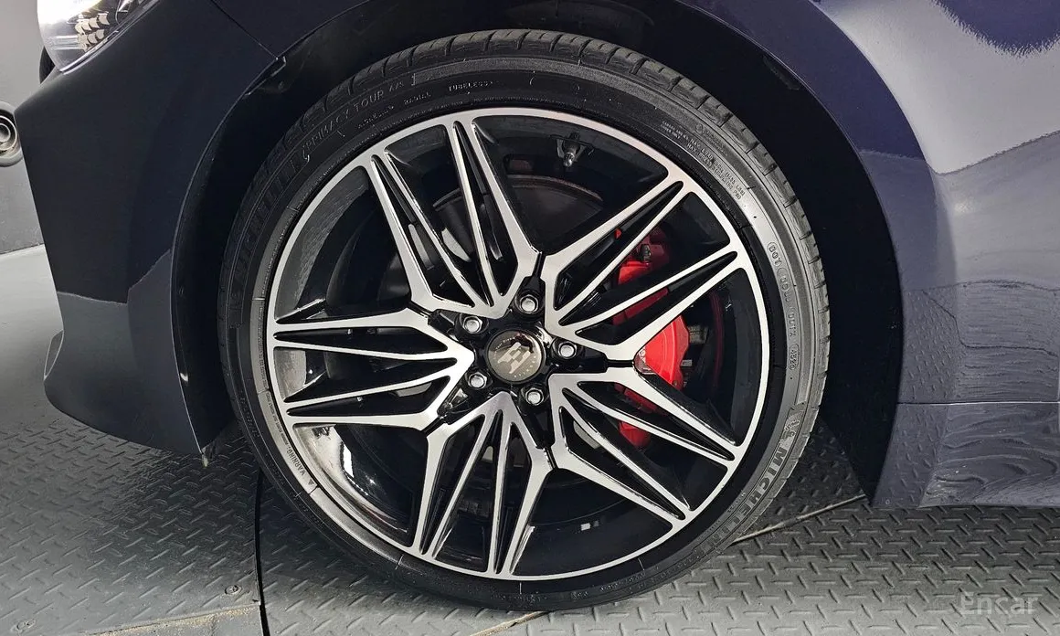 Фото 5 - Kia Stinger