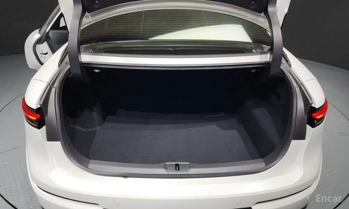 Фото 20 - Toyota Crown