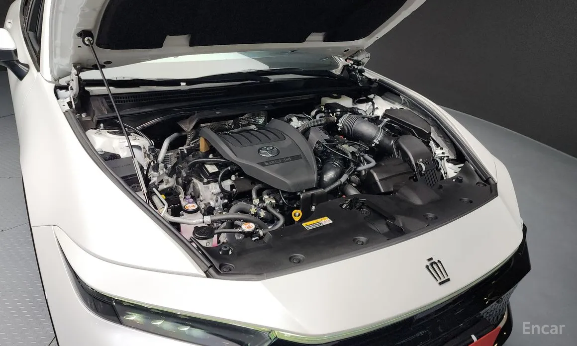 Фото 6 - Toyota Crown