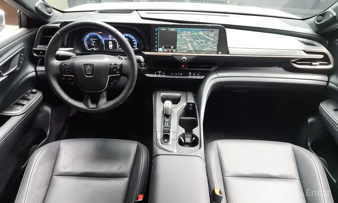 Фото 7 - Toyota Crown