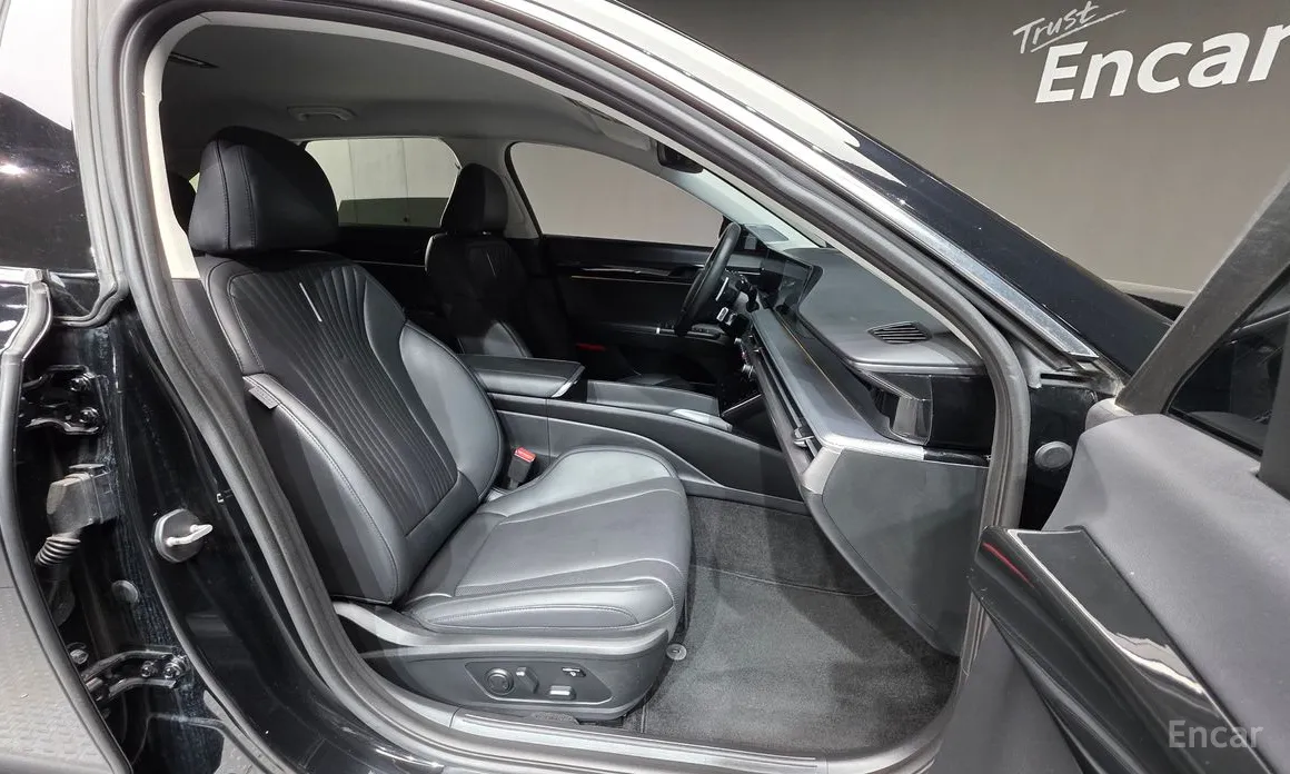 Photo 10 - Hyundai Grandeur