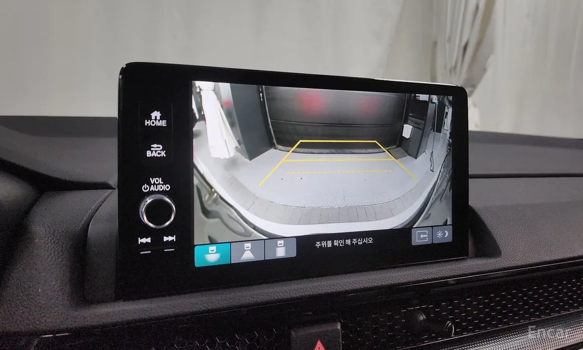 Фото 15 - Honda CR-V