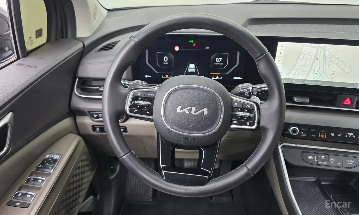 Фото 13 - Kia Carnival