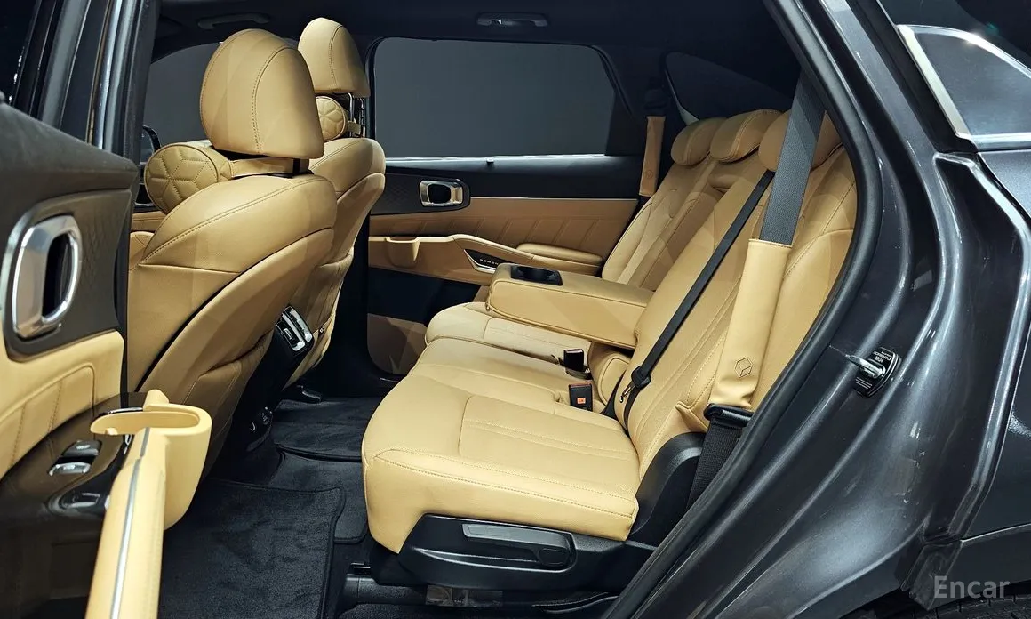 Фото 11 - Kia Sorento