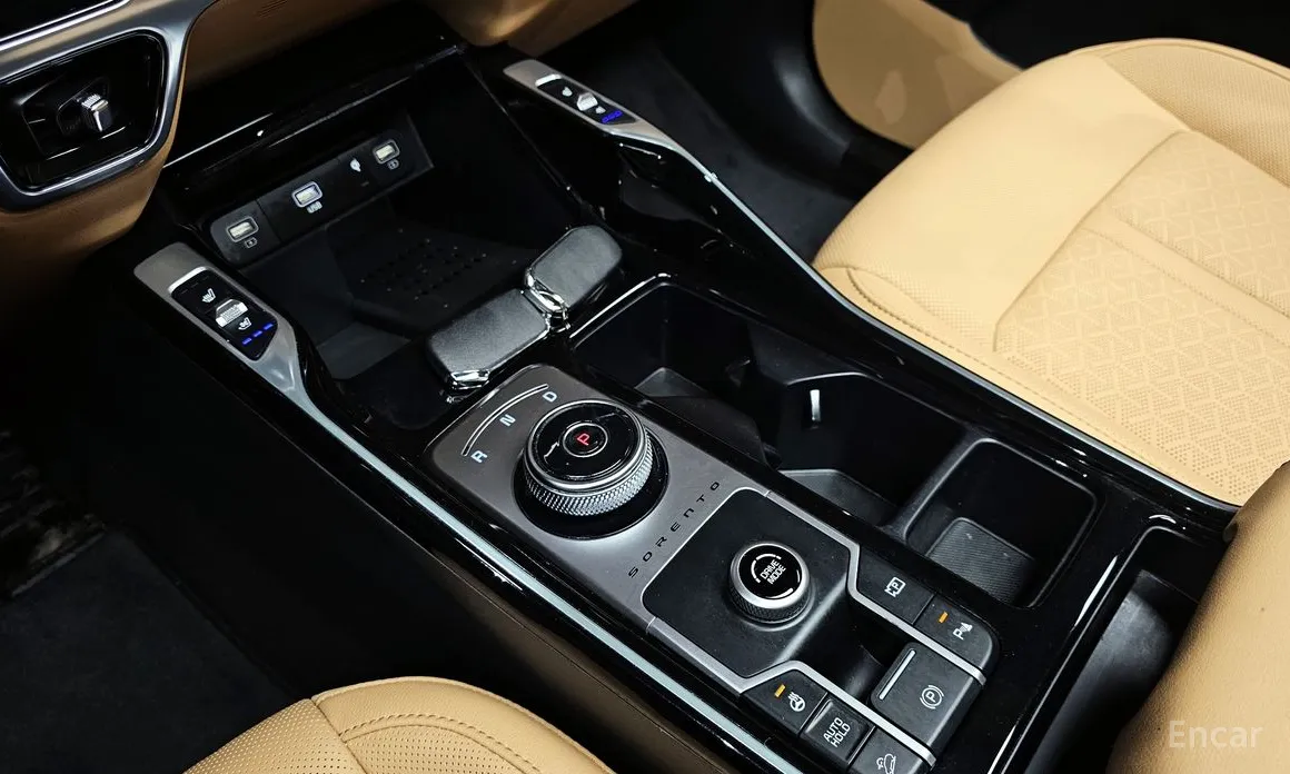 Фото 8 - Kia Sorento