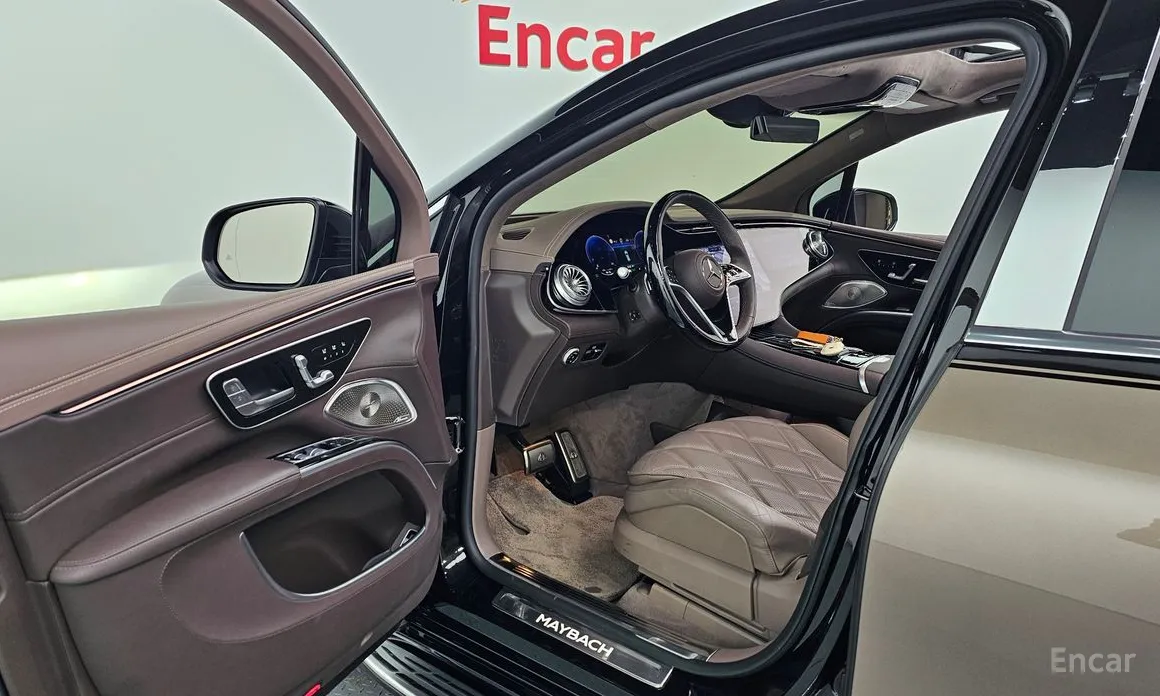 Фото 11 - Mercedes-Benz EQS