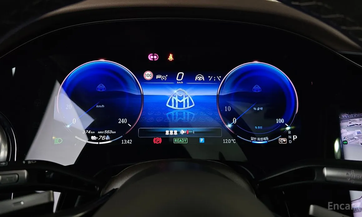 Фото 8 - Mercedes-Benz EQS