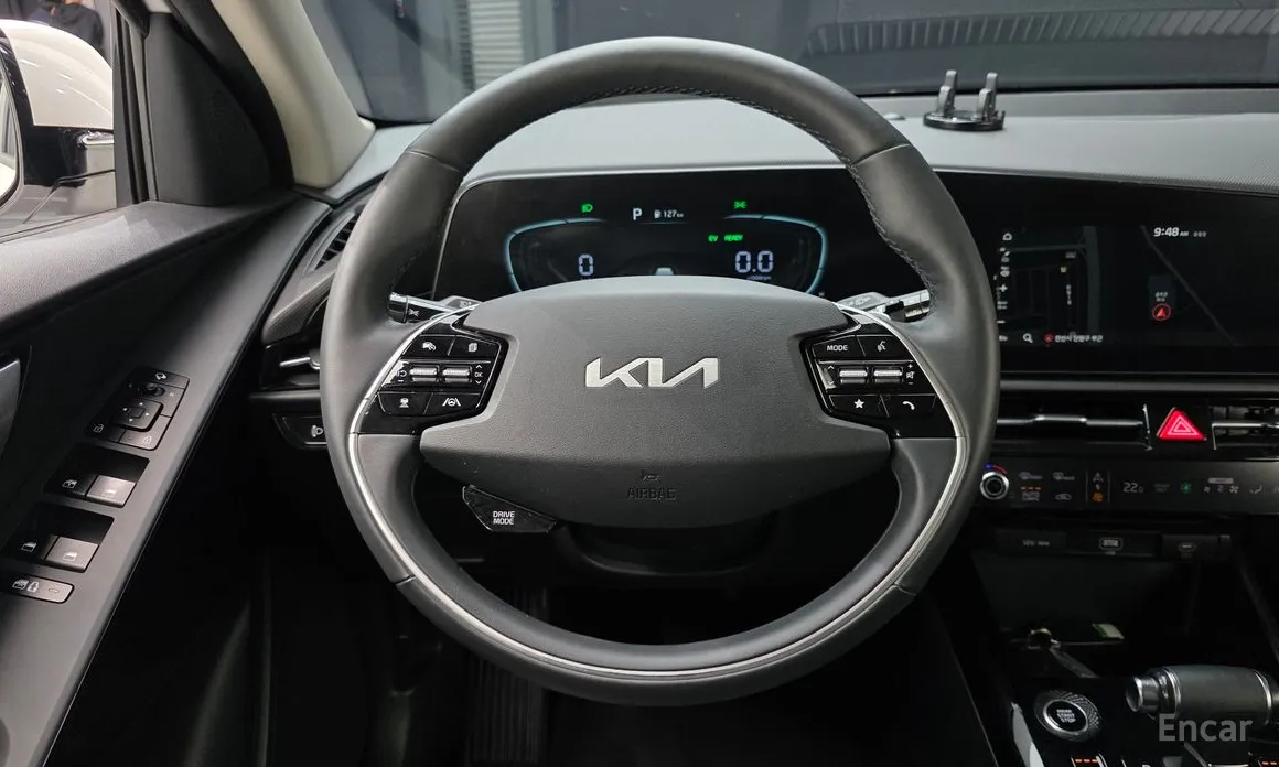 Фото 13 - Kia Niro